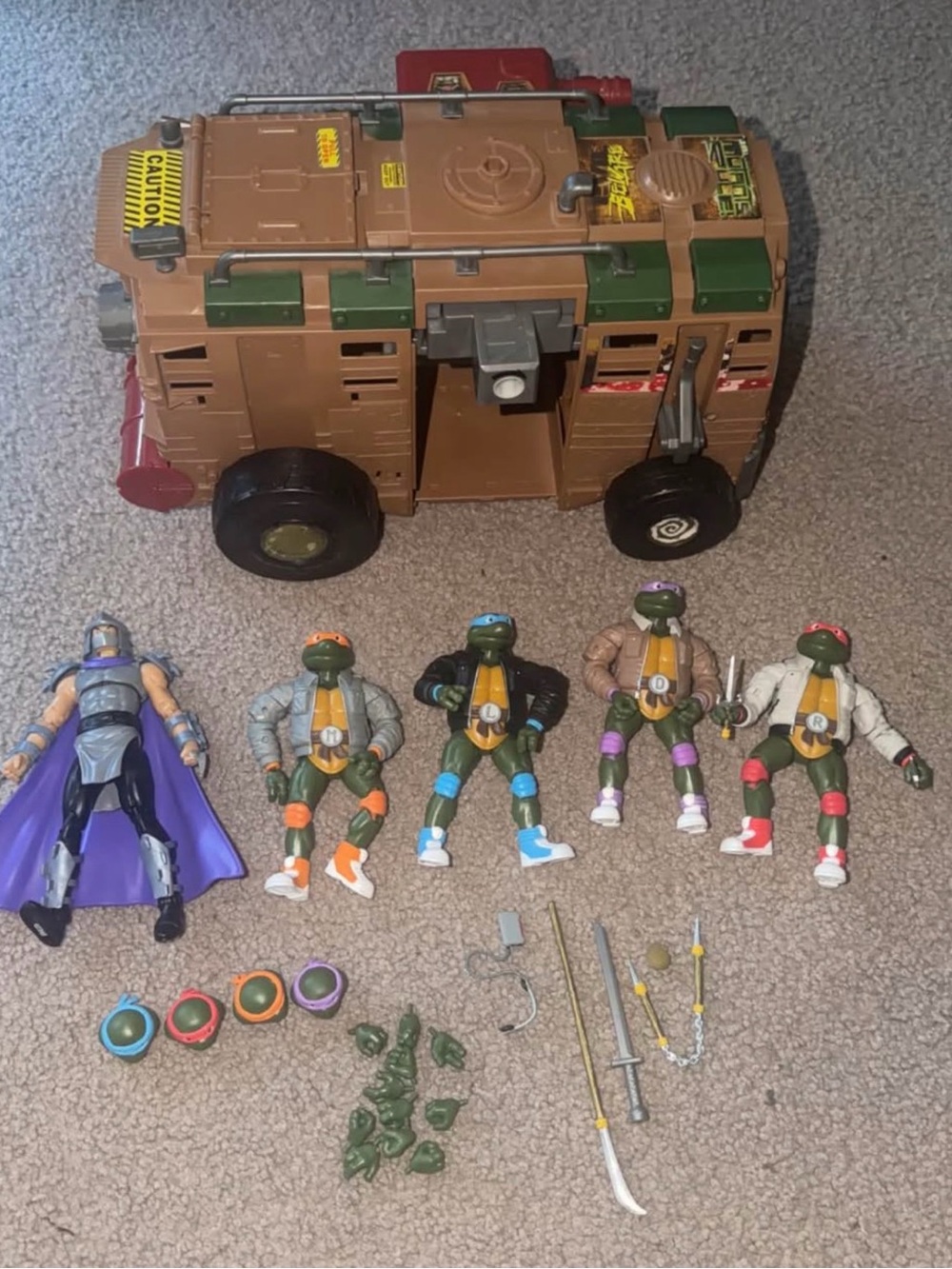 Teenage Mutant Ninja Turtles Action Figures & Vehicle